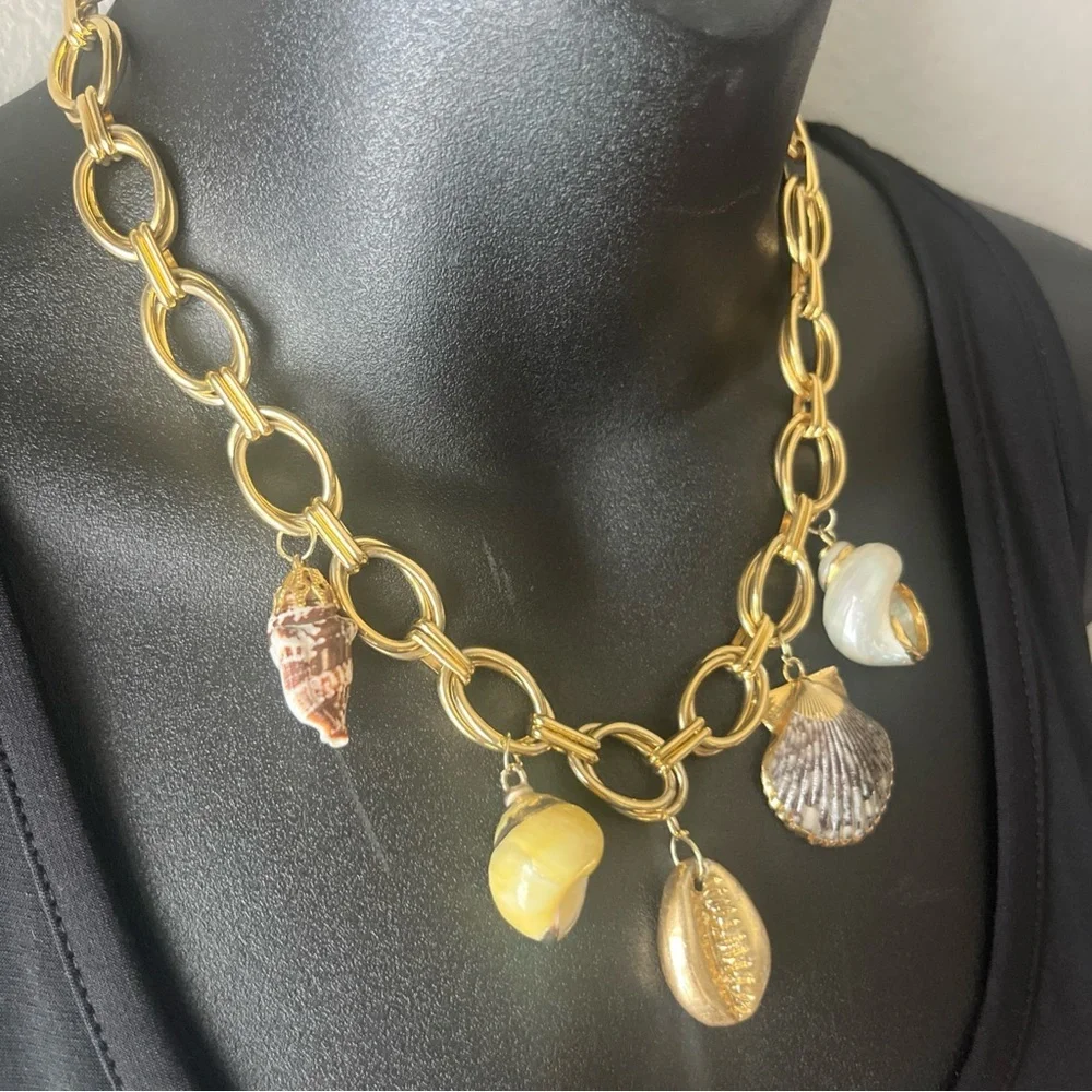 Chunky Seashell 22CT Gold Plated Chunky Chain Necklace Beachy 17” - Picture 2 of 11
